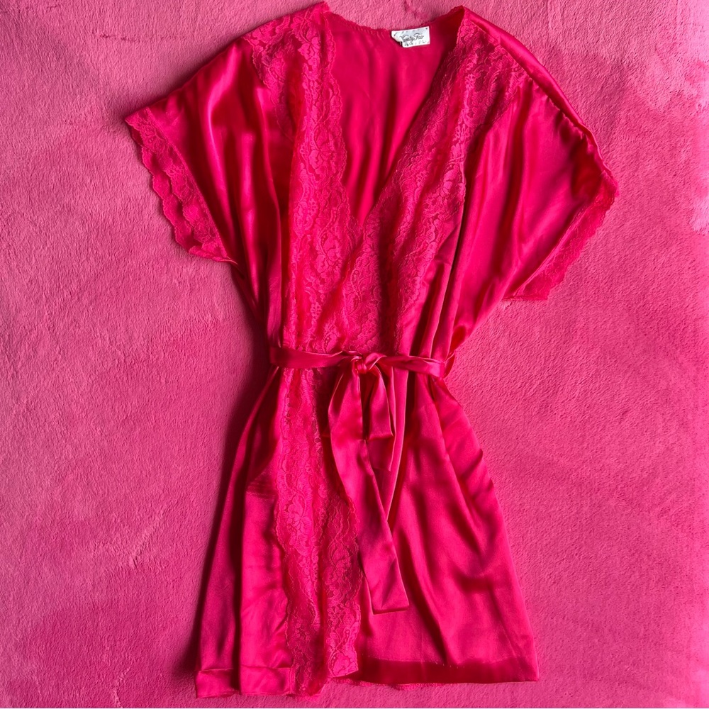 Vanity Fair Vintage Hot Pink Lace  Silky Robe and Slip